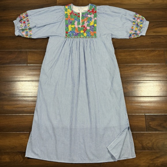 J.Marie Dresses & Skirts - J.Marie Women's Size Small Blue White Striped Embroidered Tristen Midi Dress
